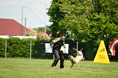 Unja vom Kistenstein