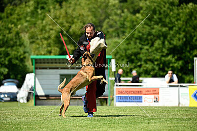 ne pas toucher Aaron